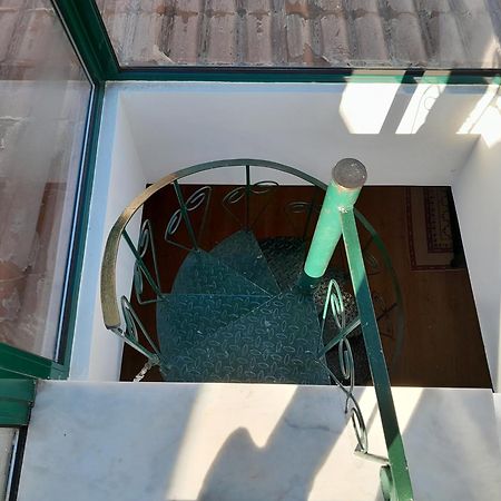 Apartamento Sobre O Rio Лиссабон Экстерьер фото