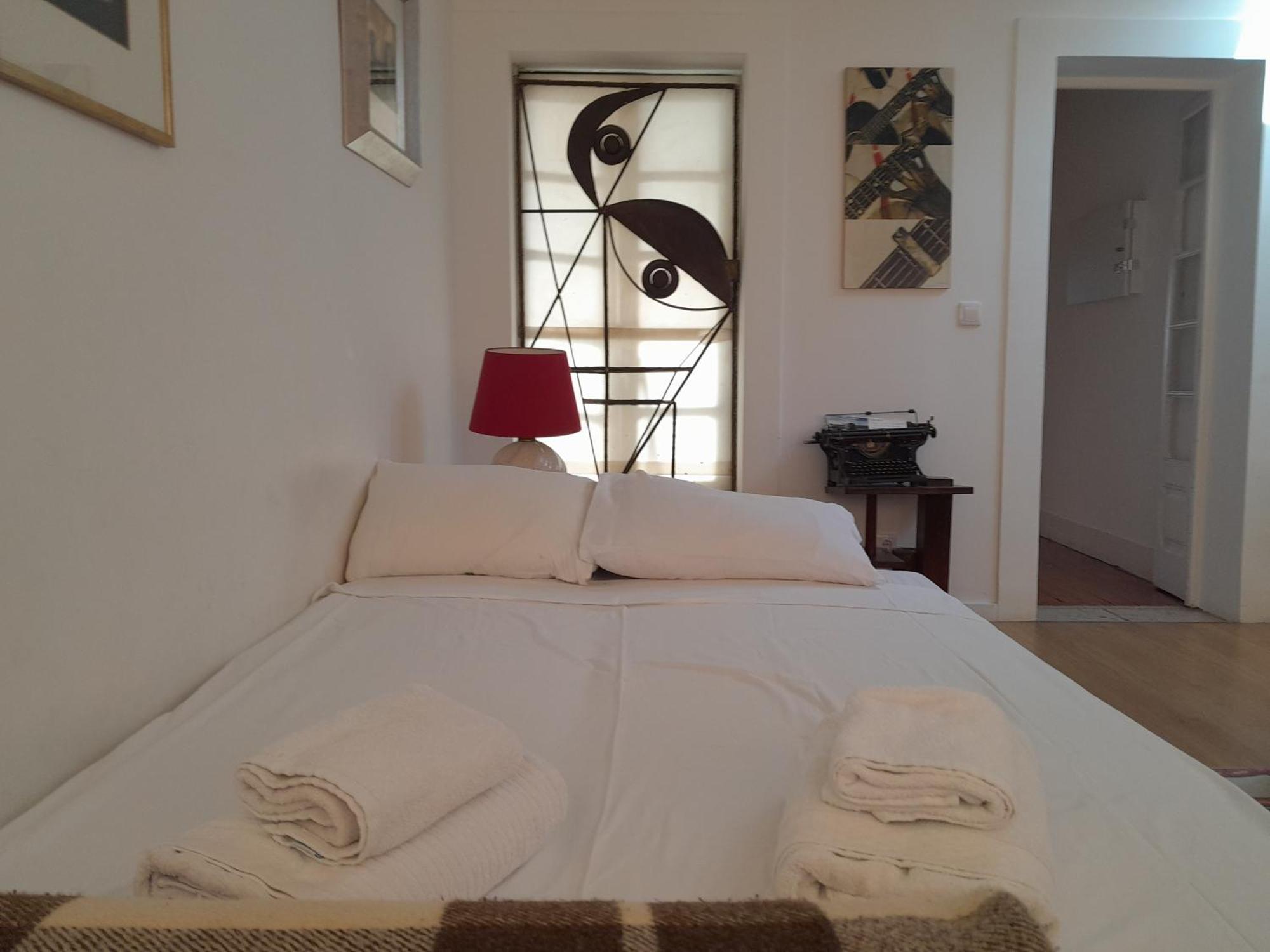 Apartamento Sobre O Rio Лиссабон Экстерьер фото