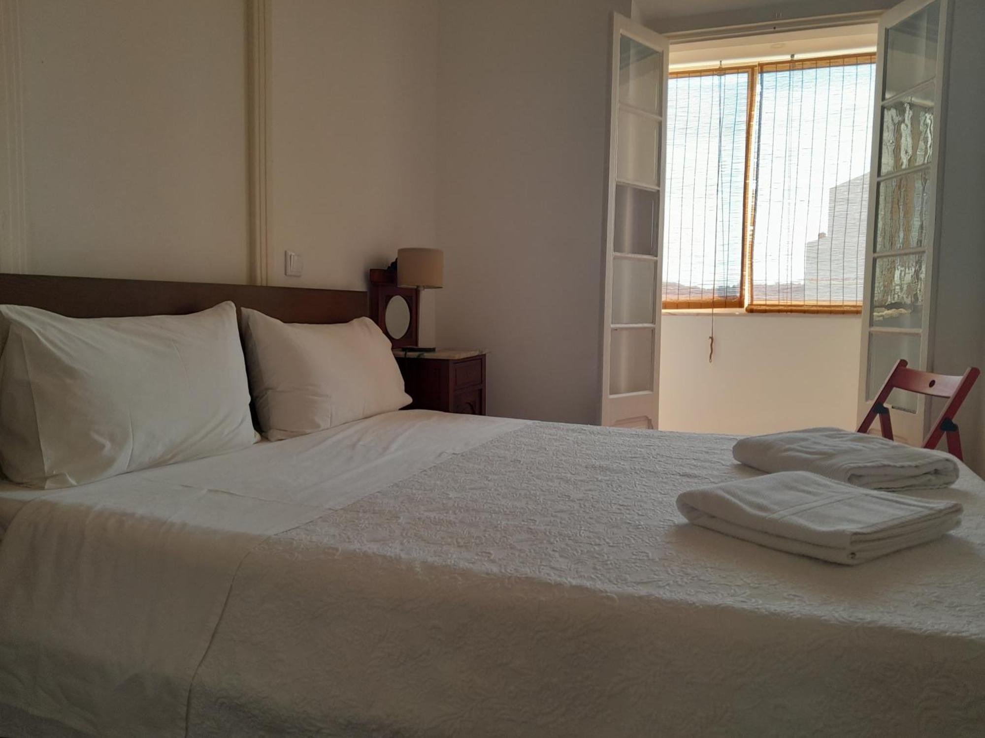 Apartamento Sobre O Rio Лиссабон Экстерьер фото